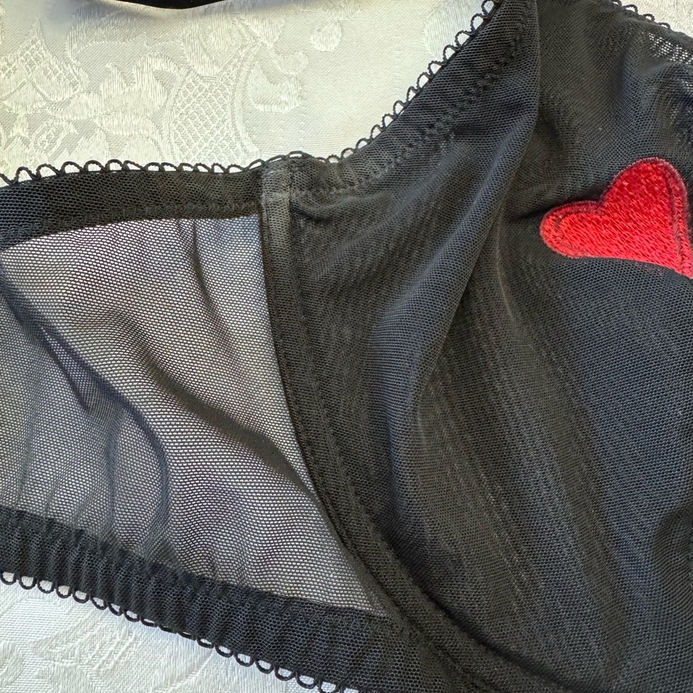 Victoria’s Secret Tease 38DDD Unlined Demi Bra Black‎ Heart Lollipop Sexy Bow - Picture 13 of 14